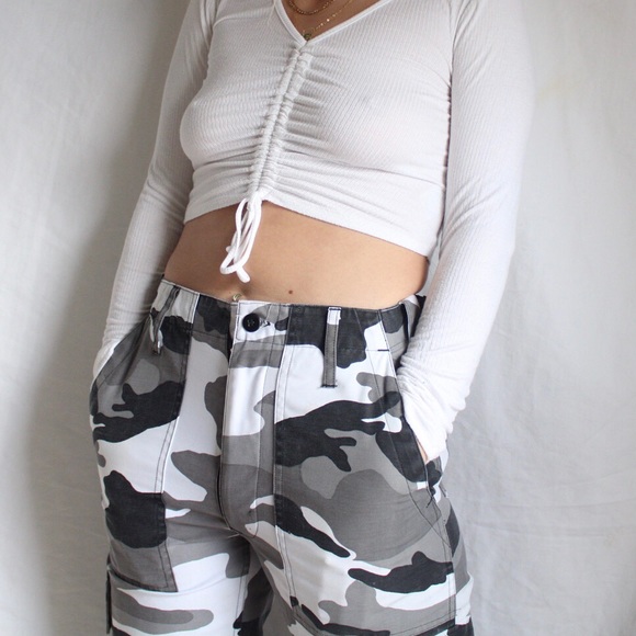 Cargo Pants - Picture 2 of 3